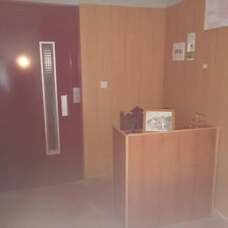 Rural Puerta De Caderechas