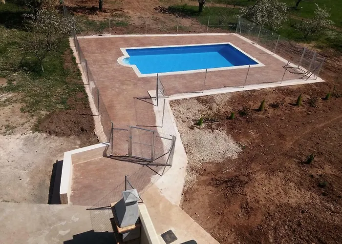 Rural Puerta De Caderechas Hotel Terminon