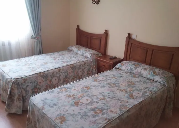 Rural Puerta De Caderechas 3* Terminon