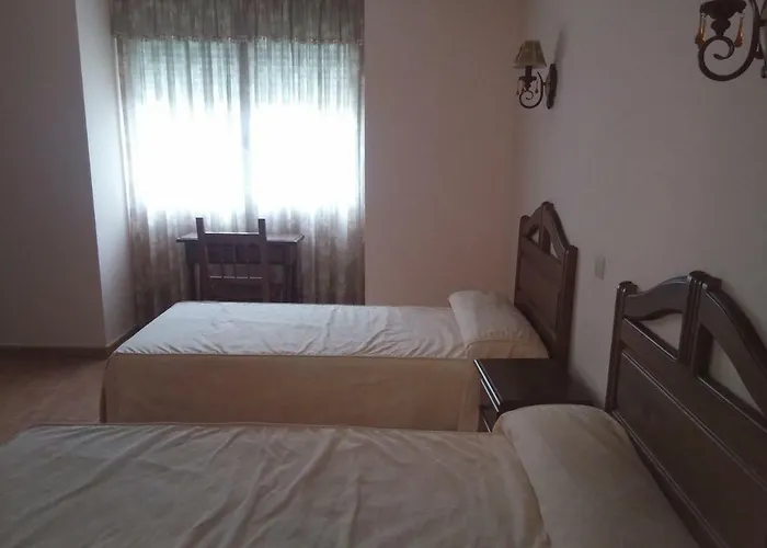 Rural Puerta De Caderechas 3* Terminon