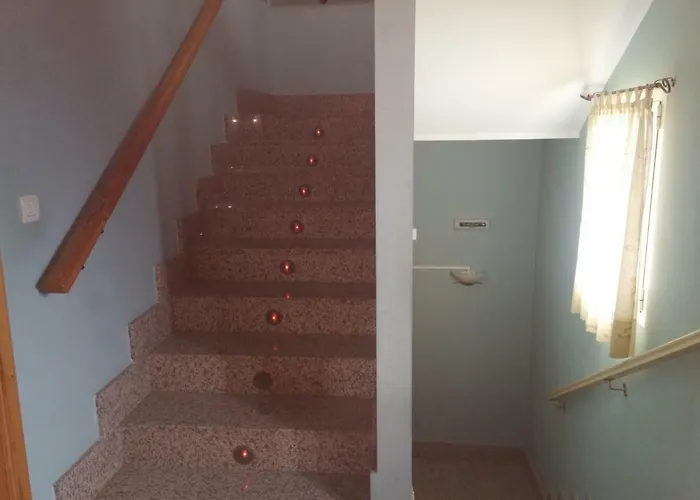 Rural Puerta De Caderechas 3*